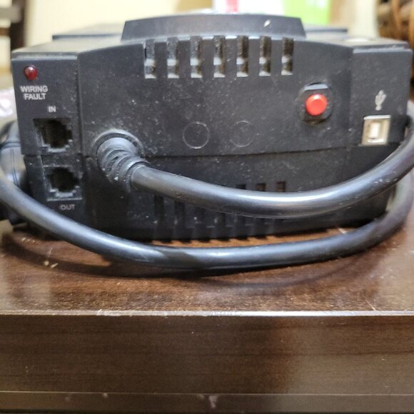 CyberPower CP825LCD Intelligent UPS 825VA Desktop Battery Backup Power Supply - Picture 2 of 11